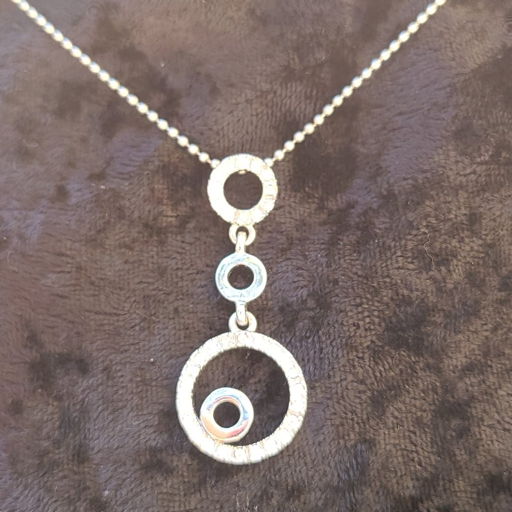 🌸 4/$50 Necklace with Circles Rhinestone Pendant